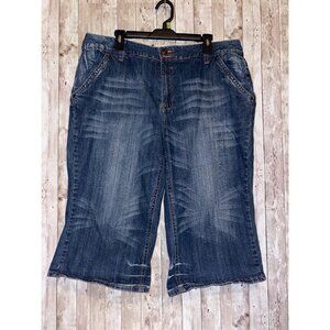 Venezia Distressed Denim Bermuda Jeans Shorts Capris Floral Embroidery Size 18